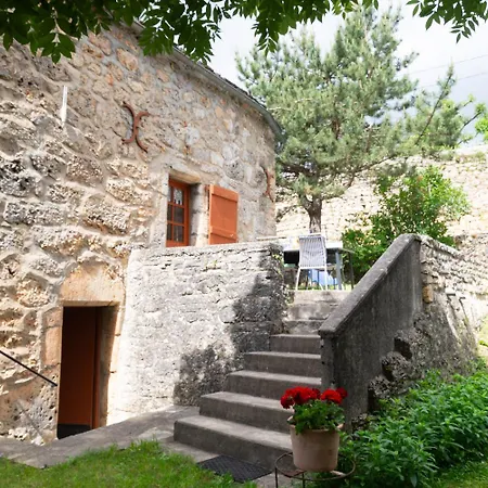 Hébergement de vacances Aux Cimes Des Gorges Du Tarn *